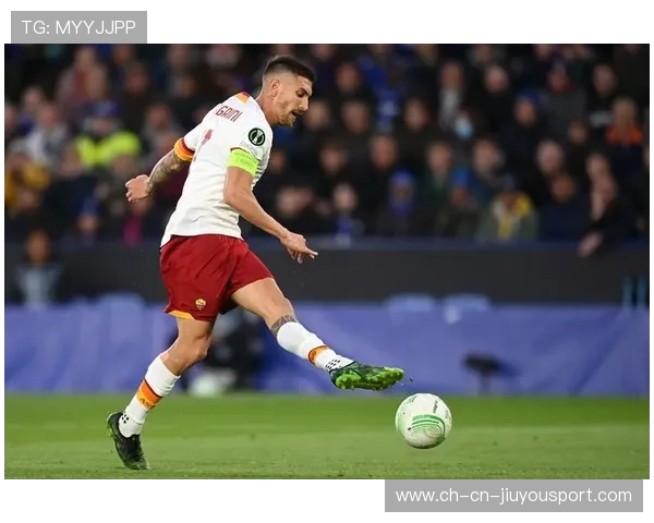 佩莱格里尼中场拦截后斜传寻找多夫比克,罗马进攻端持续乏力